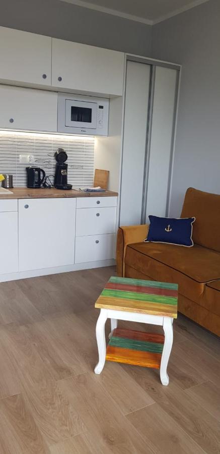 Uroczy Apartament Happy 01 Z Widokowym Tarasen Na Dachu - Tuz Przy Plazy !!! Ниешорце Екстериор снимка
